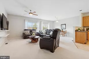 1070 Rosemont Terrace, Pennsburg, PA 18073 - Photo 4