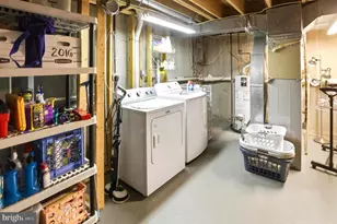 1405 Village Green Dr, Gilbertsville, PA 19525 - Photo 34