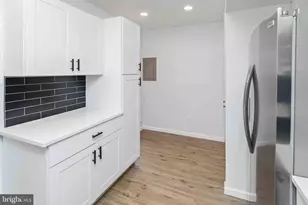 19 Jack Ladder Cir, Horsham, PA 19044 - Photo 4