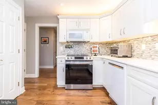 200 Westminster Pl, Maple Glen, PA 19002 - Photo 22