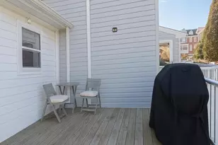 28 Maple St, Conshohocken, PA 19428 - Photo 12