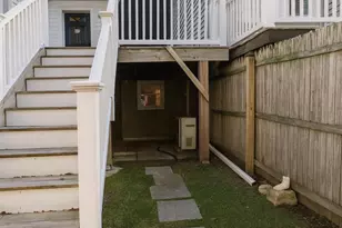 28 Maple St, Conshohocken, PA 19428 - Photo 14