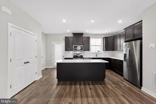 70 Continental Wy, Bridgeport, PA 19405 - Photo 4