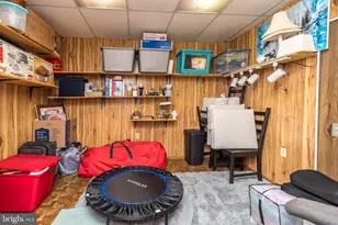 42 Dogwood Ln, Horsham, PA 19044 - Photo 18