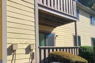 701 Thornton Ct, North Wales, PA 19454 - Photo 2