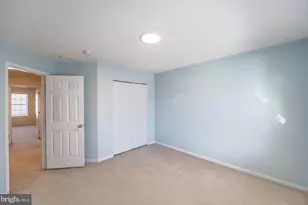 709 Green St, Bridgeport, PA 19405 - Photo 32