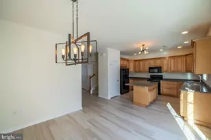 709 Green St, Bridgeport, PA 19405 - Photo 10