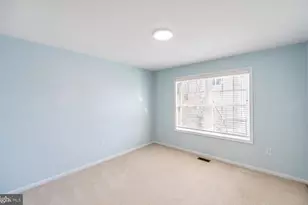 709 Green St, Bridgeport, PA 19405 - Photo 30