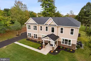 224 Orchard Ln, Harleysville, PA 19438 - Photo 4