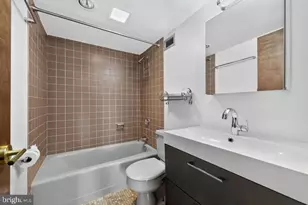 10503 Valley Forge Cir, King of Prussia, PA 19406 - Photo 16