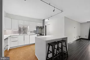 10503 Valley Forge Cir, King of Prussia, PA 19406 - Photo 2