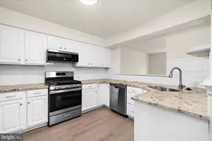 278 Elm Ct, North Wales, PA 19454 - Photo 8