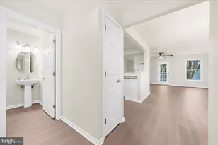 278 Elm Ct, North Wales, PA 19454 - Photo 4