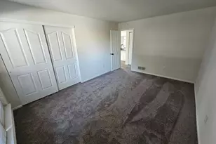 401 Foxcroft Cir, Royersford, PA 19468 - Photo 14