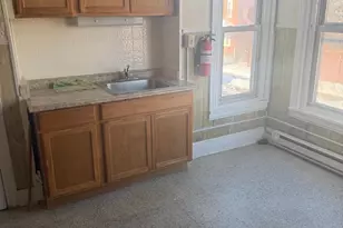 730 W Lafayette St, Norristown, PA 19401 - Photo 2