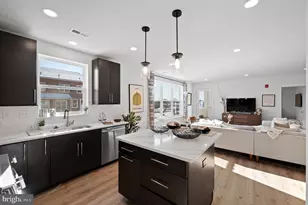 242 Chapel Ct, Norristown, PA 19401 - Photo 16