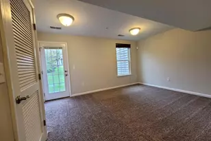 111 Susan Cir, North Wales, PA 19454 - Photo 4