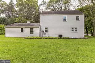 999 Netherwood Dr, Blue Bell, PA 19422 - Photo 22