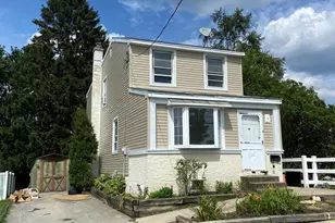 101 Karrs Ln, Conshohocken, PA 19428 - Photo 2