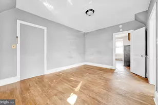 1020 W Main St, Norristown, PA 19401 - Photo 10