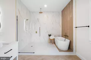 105 W 3rd Ave, Trappe, PA 19426 - Photo 30