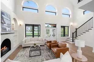 105 W 3rd Ave, Trappe, PA 19426 - Photo 4