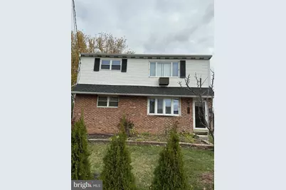 219 W 6th Street #2, Lansdale, PA 19446 - Photo 1