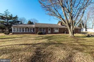 7 Vera Ln, Conshohocken, PA 19428 - Photo 58