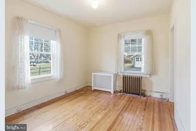 13 Glenwood Avenue, Norristown, PA 19403 - Photo 6