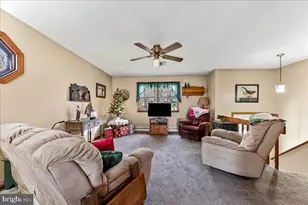 43 Maria Ln, Schwenksville, PA 19473 - Photo 12