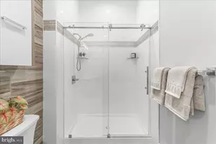 537 Apple St, Conshohocken, PA 19428 - Photo 16