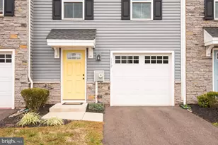 110 Nelson Ln, Pottstown, PA 19464 - Photo 2