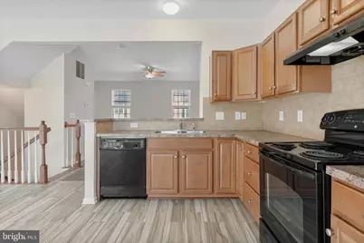 407 Susan Cir, North Wales, PA 19454 - Photo 10