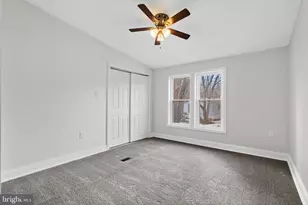 921 Lakeview Dr, Green Lane, PA 18054 - Photo 14