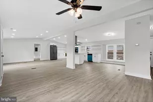 921 Lakeview Dr, Green Lane, PA 18054 - Photo 12