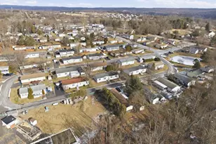 921 Lakeview Dr, Green Lane, PA 18054 - Photo 30