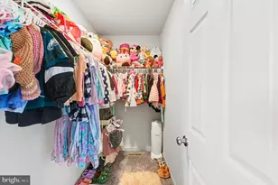 2105 Devon Ln, Pennsburg, PA 18073 - Photo 32