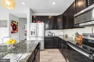 2105 Devon Ln, Pennsburg, PA 18073 - Photo 16