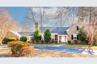 1040 Great Springs Road, Bryn Mawr, PA 19010 - Photo 2