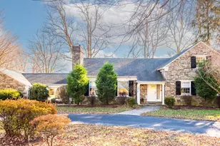 1040 Great Springs Rd, Bryn Mawr, PA 19010 - Photo 2