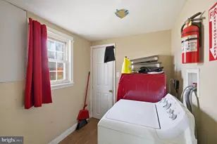 307 Haws Ave, Norristown, PA 19401 - Photo 8