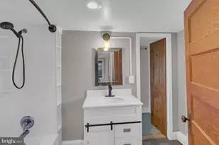 110 Washington Ave, North Wales, PA 19454 - Photo 16