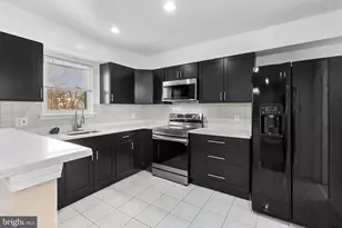 2673 Jean Dr, Hatfield, PA 19440 - Photo 16