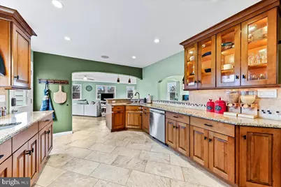 271 E 3rd Avenue, Trappe, PA 19426 - Photo 10