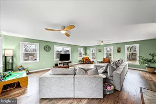 271 E 3rd Ave, Trappe, PA 19426 - Photo 14