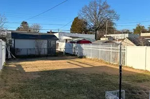 1839 Powell St, Norristown, PA 19401 - Photo 2