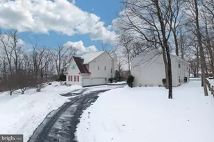 2104 Squirrel Hill Rd, Schwenksville, PA 19473 - Photo 8