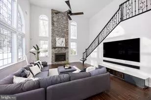 2104 Squirrel Hill Rd, Schwenksville, PA 19473 - Photo 30