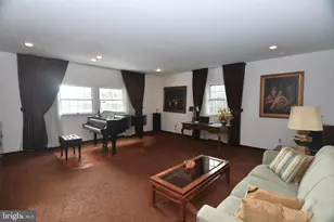 3875 Warfield Dr, Huntingdon Valley, PA 19006 - Photo 20