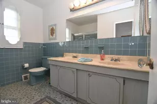 3875 Warfield Dr, Huntingdon Valley, PA 19006 - Photo 30